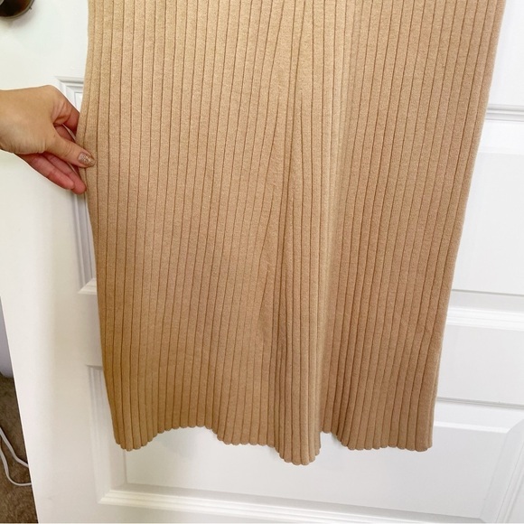 New Wayf x BFF Dede & Emily Hollie Long Sleeve Sweater Dress in Camel Size Small - Picture 11 of 11